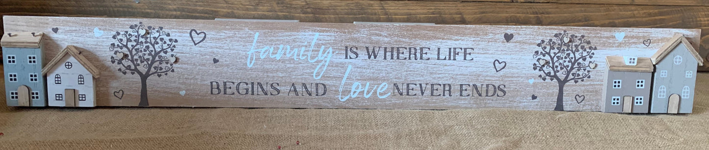 Wooden wall hanging - family and love