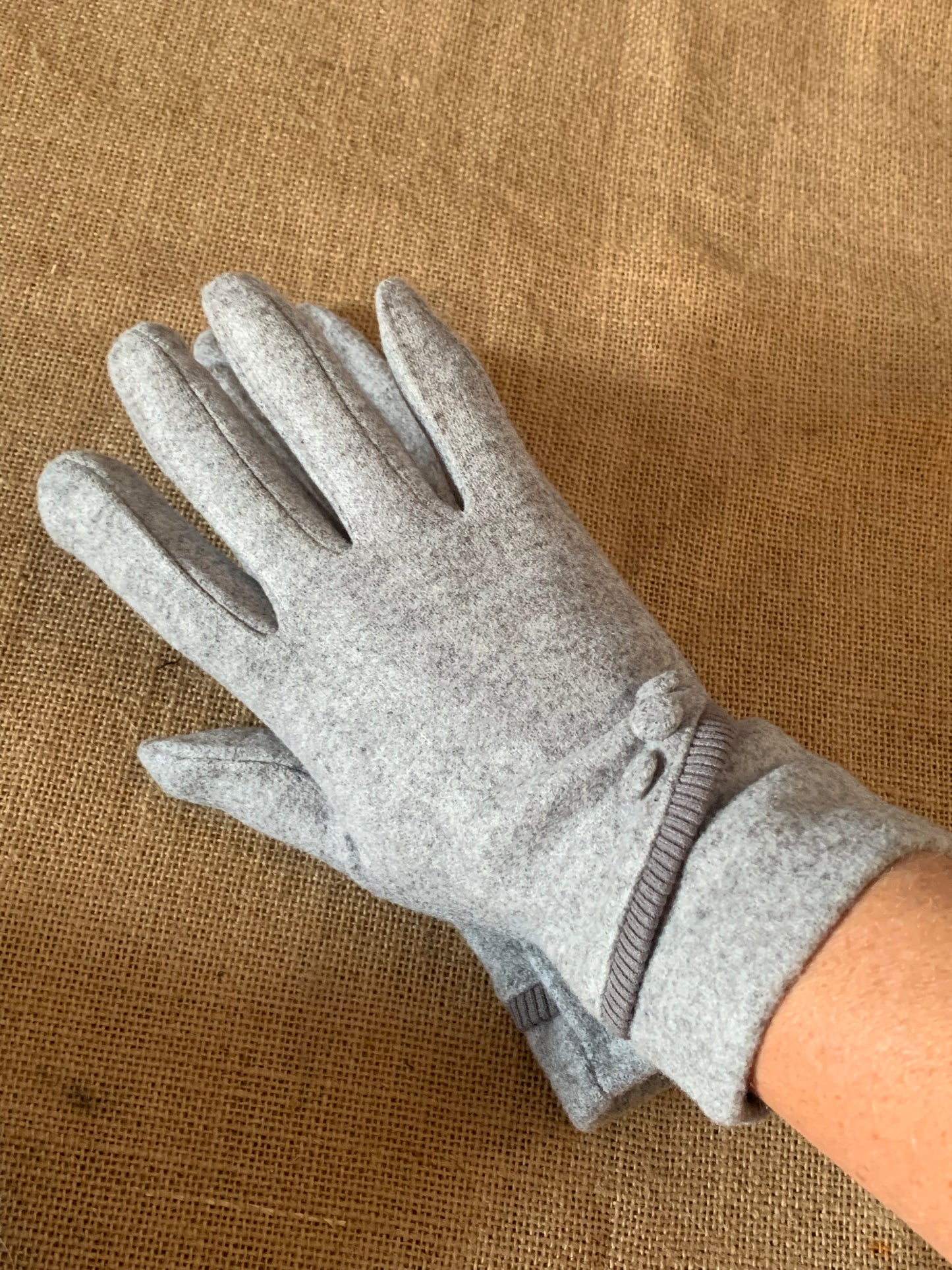 Grey Smart Gloves